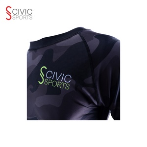 Usure de compression personnalisée unisexe pour adultes Gym Rash Guard avec impression par sublimation - Product Image 4