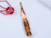 Crochets ergonomiques souples en résine et bois faits à la main – Accessoires de couture écologiques et confortables pour le artisanat, options colorées