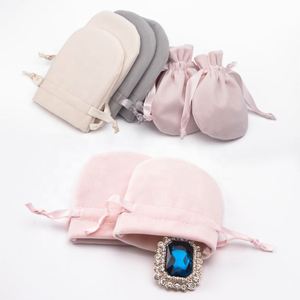 Sacs à poussière en velours pour bijoux en feutre personnalisés, sacs à poussière recyclés, emballage cadeau, sacs miniatures en velours suédé de luxe avec logo et cordon de serrage - Product Image 2