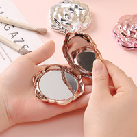 Portable rétro Rose fleur forme Mini poche miroir de maquillage Double face main Compact voyage vanité pliant miroirs cosmétiques