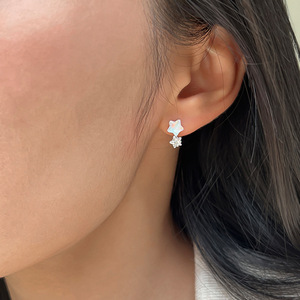 Pendientes de estrella de Metal de circón diseño femenino sentido nicho personalidad Simple todo temperamento moda Vintage pendientes - Product Image 5