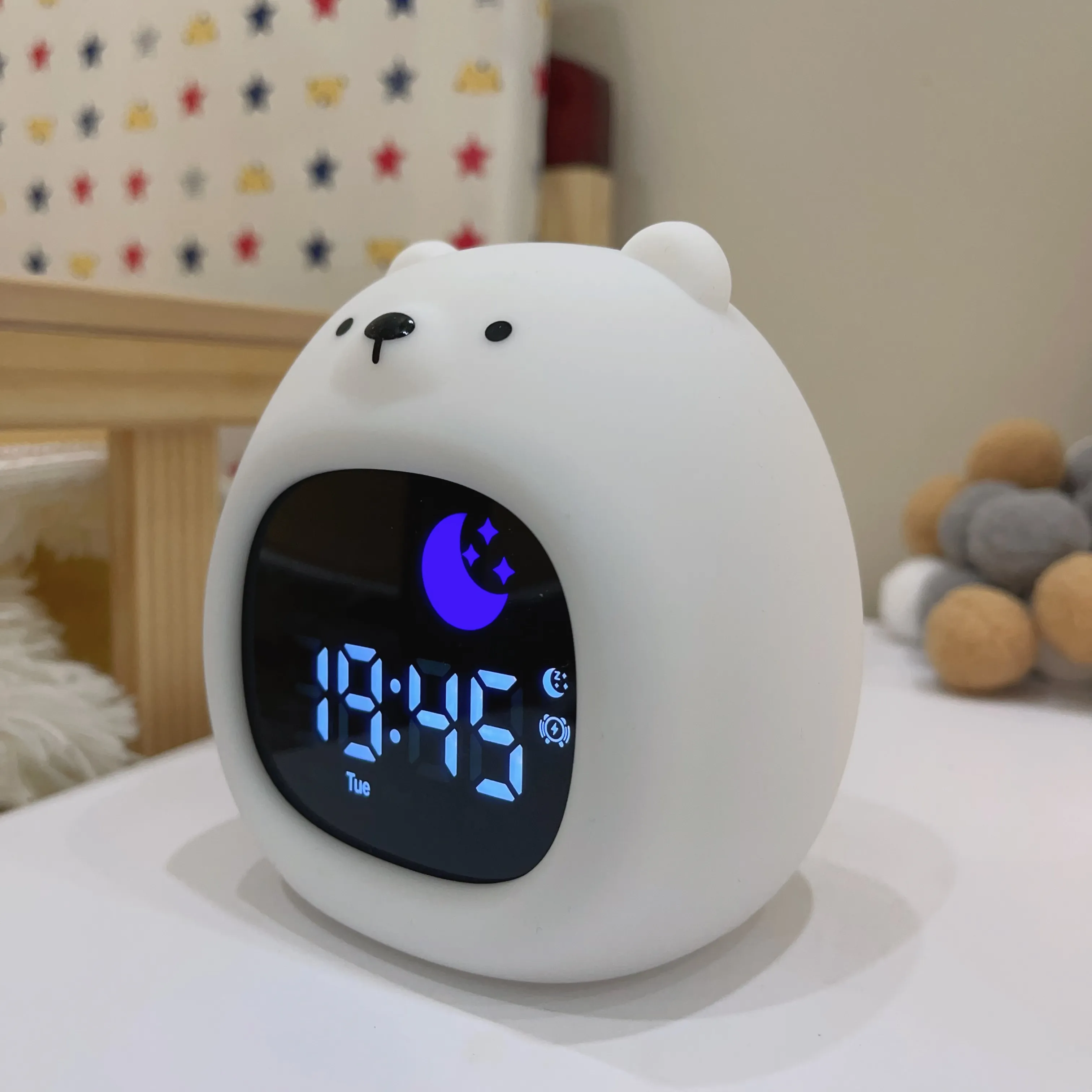 Großhandel Schlaf-Trainingsuhr mit Sonne Mond LED großes Display Schlaf-Schallgerät mit Baby-Nachtlicht Digitaluhr für Kinder
