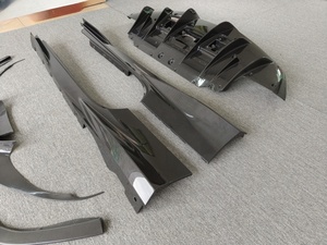 Per l'upgrade di <span class=keywords><strong>Ferrari</strong></span> F8 modificato OEM-dry in fibra di carbonio paraurti anteriore con labbro inferiore gonna laterale posteriore diffusore posteriore Spoiler Body Kit - Product Image 3