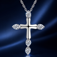 Collier pendentif classique en argent sterling 925 avec croix chrétienne et moissanite taille brillant rond, vente en gros avec certificat GRA