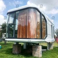 Capsule de luxe moderne pour glamping en plein air, hôtel mobile portable, maison de capsule de petit espace