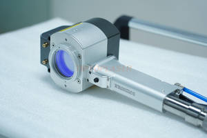 Attrezzatura Professionale per Pulizia Laser a Impulsi Raffreddata ad Acqua 300W per Rimozione Ruggine Pesante Pulizia Vernice e Restauro Metalli - Product Image 4