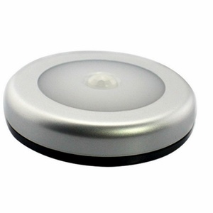 Lámpara LED Inalámbrica con Sensor de Movimiento para Armario, Funciona con Batería, Luz Nocturna para Gabinetes Pequeños, Modelo Lotus - Product Image 4
