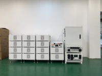 Système de stockage d'énergie Deye BOS-B Pro 160 kWh 257 kWh C&I, module de batterie LiFePO4 haute tension monté sur rack 51,2 V 314 Ah