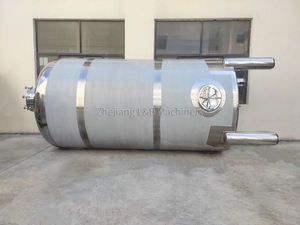 500 لتر 1000l 1500l 5000l 6000l 10000l لتر صلب مقاوم للصدأ جدار فردي أو مزدوج سائل مع محرك - Product Image 3