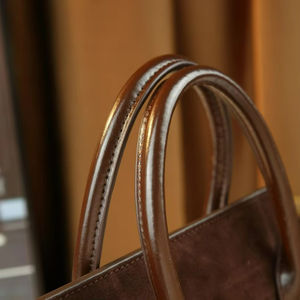 Sac à main portable tendance style rétro avec visage souriant, nouvelle collection mode européenne et américaine - Product Image 5