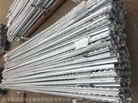 Postes de esgrima de granja de estilo americano 3 pies 5 pies 6 pies 7 pies 8 pies 10 pies Postes de metal de valla de granja galvanizada