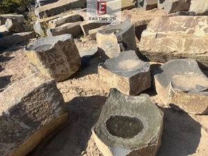 Pierres naturelles, blocs de basalte, colonnes et palissades pour la décoration paysagère de jardin - Product Image 4