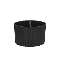 BX Hotel Construction en résine durable Ensemble d'accessoires de salle de bain en polyrésine Comprend un distributeur de savon Porte-brosse de toilette Tumbler Bath