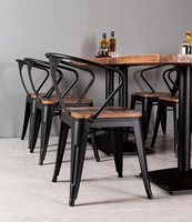 Ensemble de meubles de salle à manger rétro industriel moderne en fer noir et métal chaise de table en bois pour café restaurant vente école salon