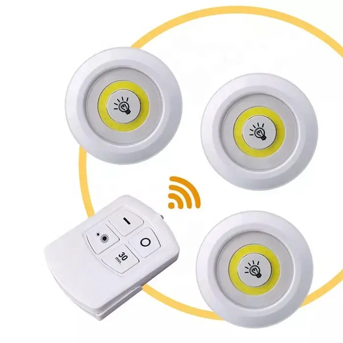 Ultra Bright Lumen COB LED Puck Licht unter dem Schrank Drahtlos batterie betriebenes Tap Push Light mit Fernbedienung