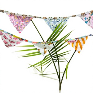 Guirlande décorative en coton sur mesure, bannière en tissu, guirlande décorative pour fête, mariage, chambre d'enfant, décoration de la maison, textile fait main - Product Image 1