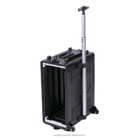 Flight case standard 3U de 19 pouces, profondeur 39 cm, peut être équipé de tiroirs et d'une poignée à roulettes, léger et étanche