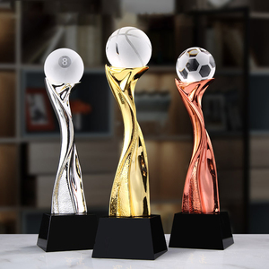 रचनात्मक राल क्रिस्टल ट्रॉफी कस्टम गोल्ड सिल्वर कांस्य स्पोर्ट्स ट्रॉफी पुरस्कार बास्केटबॉल वॉलीबॉल स्नूकर गोल्फ फुटबॉल ट्रॉफी - Product Image 3