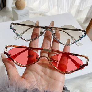 Women's Square <b>Oversized</b> <b>Sunglasses</b> UV400 PC Frame Lightweight Fashion Street Style Party Outings Driving - Product Image 4
