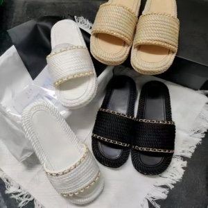 Sandales à chaîne tissées de luxe, chaussures de créateur pour les vacances d'été pour femmes - Product Image 2