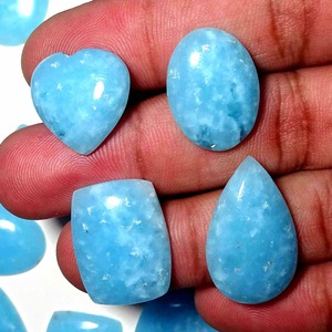 Vente en gros de pierres brutes naturelles d'hémimorphite, minéral cristallin bleu rare pour la guérison, la décoration et la collection, disponible à la vente - Product Image 2