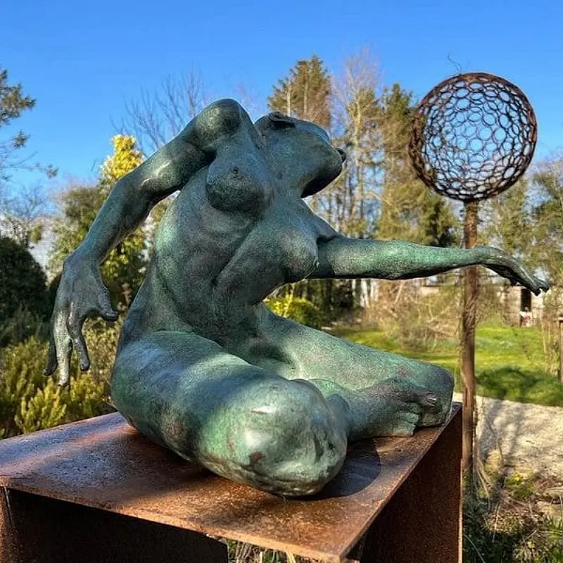 Modern Art Metal Anguished Soul Outdoor Interior Naked Dancers Statue Bronze Sitting Nude Female Sculpture