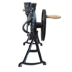 Kolay kullanım alüminyum el mısır daneleme makinesi/ev kullanımı mısır harmanlayıcı/manuel mısır daneleme makinesi