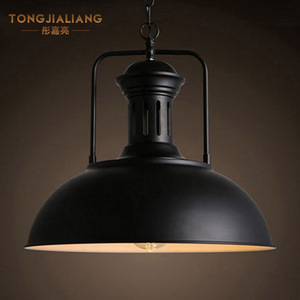 โคมไฟระย้าเหล็กอุตสาหกรรม Tong Jialiang สีดำ ไฟ LED สำหรับบาร์ บ้าน คาเฟ่ สไตล์ลอฟท์ - Product Image 1