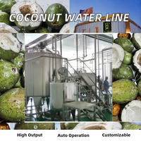 Complete automatische kokoswater- en sapverwerkingslijn met sapcentrifuge en 100% kokoswater vulmachine