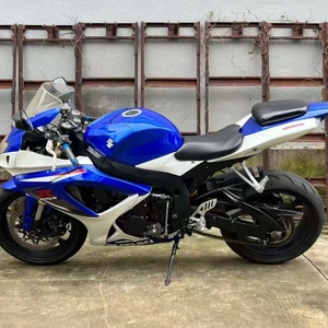 <span class=keywords><strong>Moto</strong></span> <span class=keywords><strong>Suzuki</strong></span> GSX600 Super Sport Usata, Prestazioni Violente per Guida Ricreativa e Sportiva, <span class=keywords><strong>Moto</strong></span> a Benzina - Product Image 4