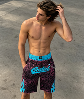 Shorts de sport streetwear pour hommes, double couche, taille élastique, avec broderie flamme cyan, lettres en strass et chaîne