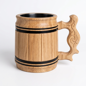 Chope à bière en bois avec bandes noires, poignée sculptée, design traditionnel, écologique, vaisselle pour la maison - Product Image 1