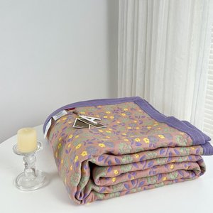 Wholesale Luxury Retro Chain Pattern Yarn Dyed Muslin Cotton Throw Blanket Cotton Gauze Bed Cover - Product Image 2