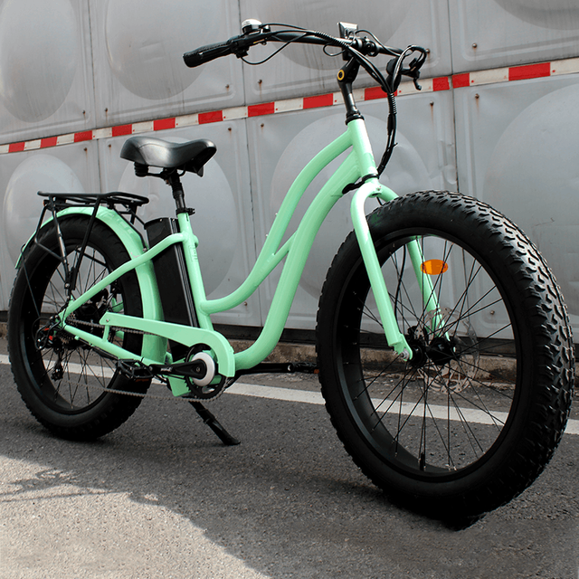 New Fashion Electric Fatbike Controller 7 Speed Derailleur Lithium Battery Women's Electric City Bike