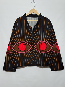 Chaqueta negra con motivo de ojo bordado para mujer, chaqueta étnica india hecha a mano, chaqueta artística con bordado de hilo, chaqueta corta con frente abierto - Product Image 1