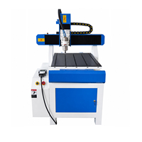 Jinan Mosencnc 6060 Mini avec broche refroidie par eau de 2,2 kW pour la gravure sur bois, métal et acrylique, design compact de bureau
