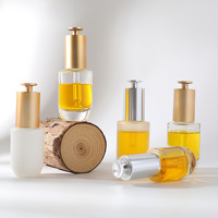 Flacon en verre transparent de luxe HOPECK 20/30ML 18/415 Aluminium avec bouton poussoir en forme de T, logo personnalisé, sérum pour la peau, huile essentielle