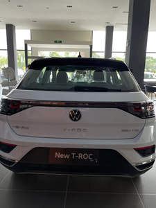 2025 Volks-wagen <span class=keywords><strong>T</strong></span>-<span class=keywords><strong>roc</strong></span> 2025 Nouvelle VOITURE 2WD Essence SUV Véhicules Voiture Exportation vers l'Algérie Voiture Neuve Chinois <span class=keywords><strong>T</strong></span>-<span class=keywords><strong>roc</strong></span> 300 <span class=keywords><strong>Tsi</strong></span> Blanc - Product Image 4