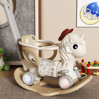 Cheval à Bascule Licorne, un Jouet Amusant pour Enfants, Produit Phare, Cheval à Bascule Écologique Adapté à une Utilisation Intérieure et Extérieure