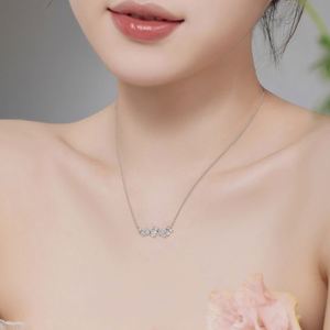 Collares Geométricos Románticos Dylam, Plata S925 Hipoalergénica, Barra Irregular que No se Deslustra, Zirconia 5A, Collar con Colgante para Mujer - Product Image 3