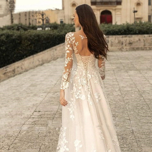 Nouvelle robe de bal en dentelle robe de mariée coupe ajustée col en V profond train léger grand dos nu couvre-bras tempérament pour mariée de <span class=keywords><strong>grande</strong></span> <span class=keywords><strong>taille</strong></span> - Product Image 6