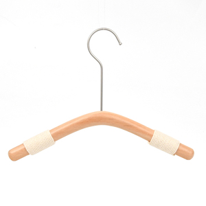 Porte-bébé en bois avec logo personnalisé, prix d'usine, pour magasin de vêtements, en <span class=keywords><strong>rotin</strong></span>, pour vêtements de bébé, en bois - Product Image 3