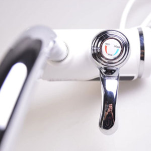 Máy Nước Nóng 3S Tức Thì 2021 W, Máy Làm Nóng Nhanh Vòi Nước Nhà Bếp Bằng Điện Với Màn Hình <span class=keywords><strong>LED</strong></span> Kỹ Thuật Số 3000 - Product Image 3