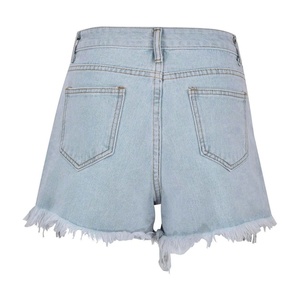 Shorts en jean décontractés taille haute avec strass, déchirés et délavés, coupe slim et respirants pour femme - Product Image 4