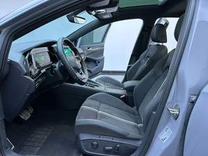 Auto Usado Volkswagen <span class=keywords><strong>Golf</strong></span>, 2023 280TSI DSG <span class=keywords><strong>R</strong></span>-<span class=keywords><strong>Line</strong></span> Lite - Product Image 5