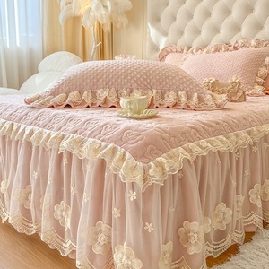 Juego de 3 piezas de cubrecama rosa de terciopelo coral con diseño de princesa de invierno, cubrecama grueso de algodón con borde de falda y delantal de cama - Product Image 6