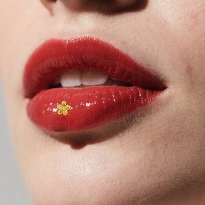 <b>Titanium</b> Mini Flower Lip <b>Stud</b> G23 Unisex Fashion Piercing Jewelry - Product Image 1
