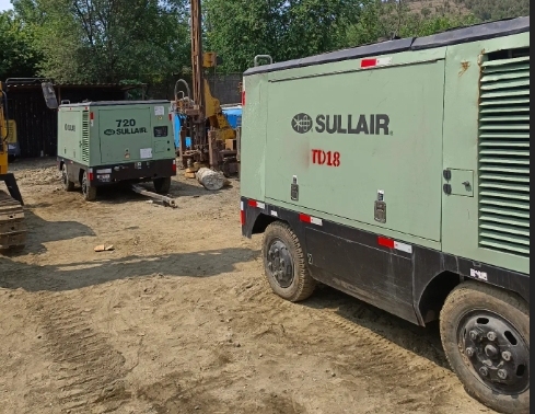 Sullair Refurbished 400cfm 600cfm 800cfm 1000cfm 1200cfm 1400cfm  Diesel Mobile Screw Air Compressor for Drilling
