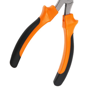 Alicates diagonales con mango naranja y negro de 6 pulgadas, acero al cromo vanadio, mordaza dentada, boca inclinada, medida imperial - Product Image 2