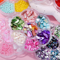 Nouvelle résine arc creux perle pentagramme maquillage des yeux papillon ongles accessoires 7-grille fleur de prunier boîtes ongles breloques